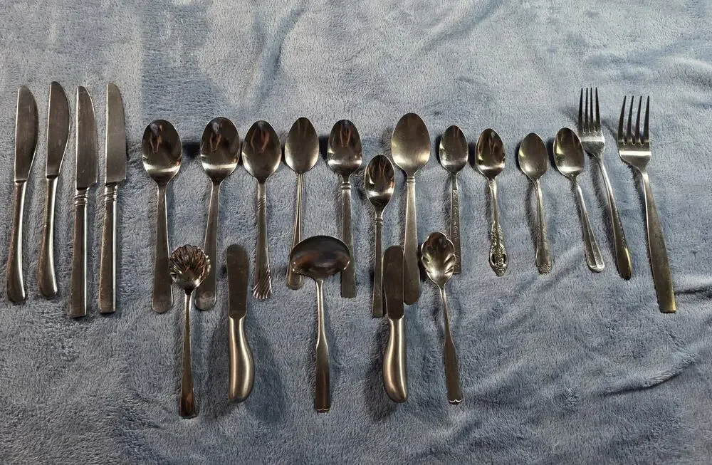 22 Pc Mixed Stainless Steel Flatware Lot Spoons Knives Forks Serving Utensils